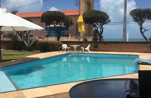 Aquiraz House | Macedo mansion facing the sea with cook