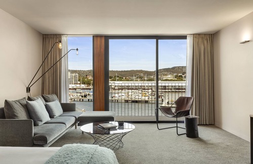 Sullivan's Cove Hotel | MACq 01 Hotel