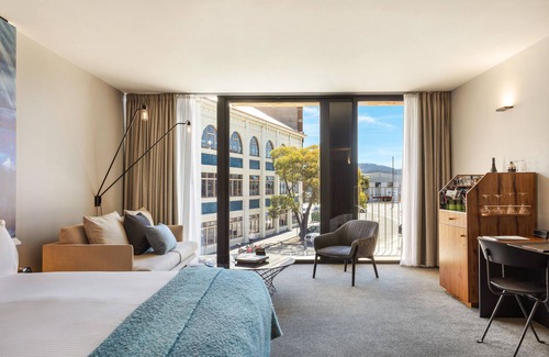 Sullivan's Cove Hotel | MACq 01 Hotel