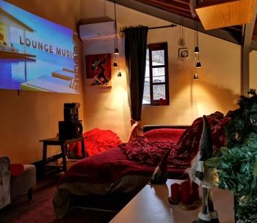 Politiko House | Madari Hills Health Retreat