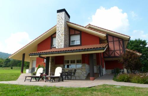 Lezama House | Madarian