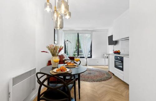 Madeleine Apartment | Madeleine & Champs-Élysées - 1BR - Paris Vacation Rentals