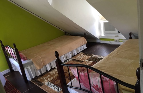 Santa Rosa House | Madie's Place