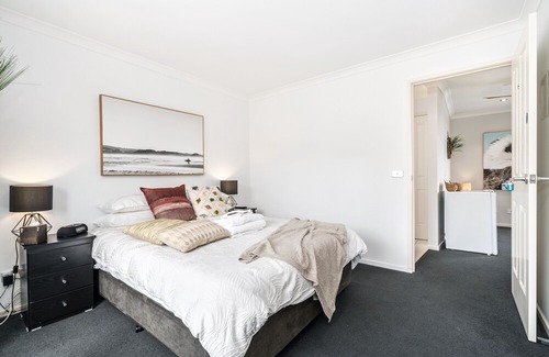 Penguin House | Madsen Retreat