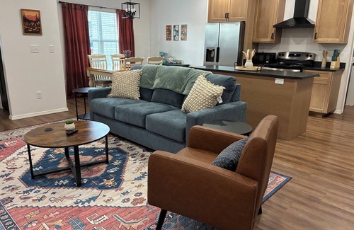 Canyon House | Maggie’s Place - Spacious 3 BD 2 Bath near Palo Duro Canyon and WT