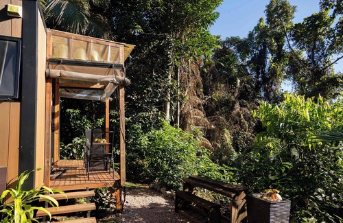 Mena Creek House | Magic Mena Rainforest Retreat by Tiny Away