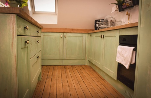 Saint-Pourcain-sur-Sioule Apartment | Magnificent Festive Loft