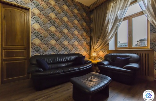 Lypky House | Magnificent classic apartment with a view of Khreschatyk Street