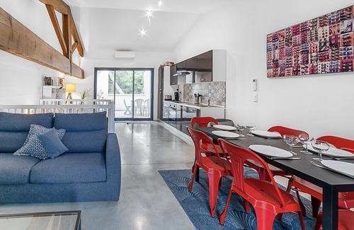 Lattes Apartment | Magnificent air-conditioned duplex, terrace, gym, 10 min from train station, airport and beaches.