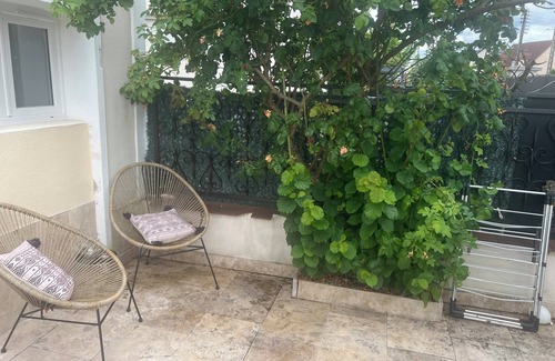 Livry-Gargan Apartment | Magnificent apartment with jacuzzi and private terrace just a few metres from the canal