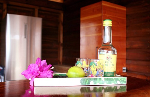 Malendure Villa | Magnificent bungalow for rent for 4 people, private pool and sea view.