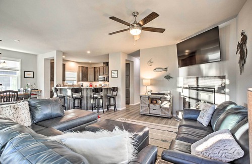 Dotsero House | Magnificent Gypsum Retreat on the Colorado River!