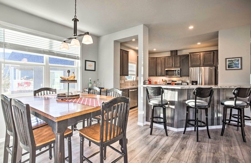 Dotsero House | Magnificent Gypsum Retreat on the Colorado River!