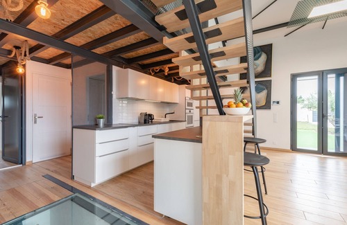 Bompas House | Magnificent LOFT with private heated swimming pool *.