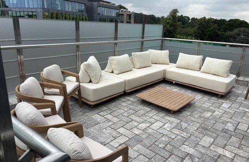 Ballsbridge House | Magnificent one of a kind 4 bedroom townhouse in the heart of Dublin City.