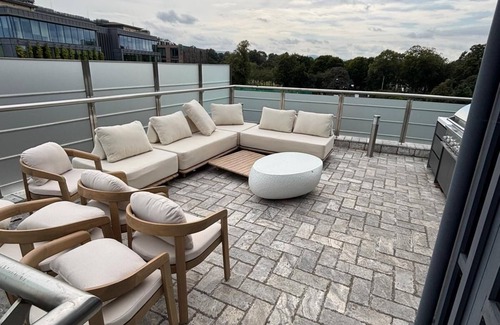 Ballsbridge House | Magnificent one of a kind 4 bedroom townhouse in the heart of Dublin City.