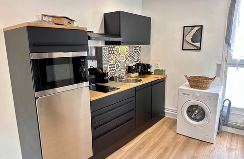 Clichy Apartment | Magnificent studio in Clichy on the outskirts of Paris