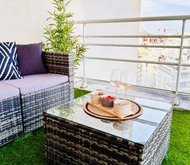 Faubourg de l'Arche Apartment | Magnifique 2 pièces avec terrasse, Paris La Défense