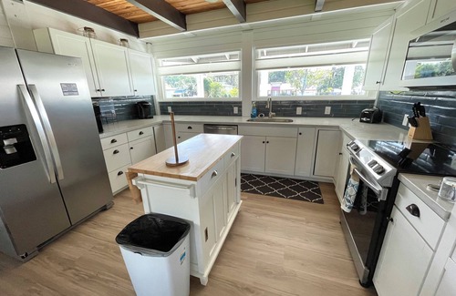 Melrose House | Magnolia Pointe Lakehouse on Lake Santa Fe in Melrose, FL LAKEFRONT PROPERTY!