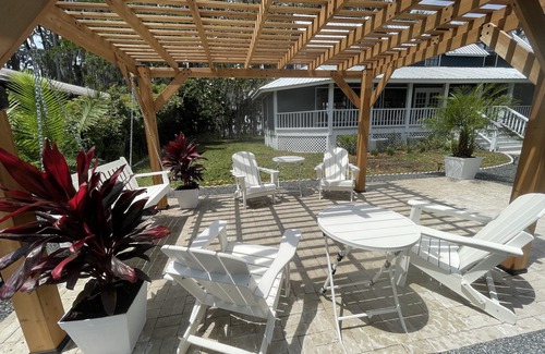 Melrose House | Magnolia Pointe Lakehouse on Lake Santa Fe in Melrose, FL LAKEFRONT PROPERTY!