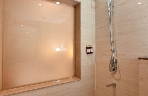 Satara Hotel | Maharaja Regency