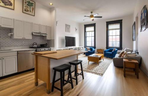Covington Apartment | Main Street Oasis - with Parking