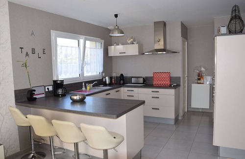 Bretteville-l'Orgueilleuse House | Maison Avec Jardin Clôturé Proche des Plages du Débarquement