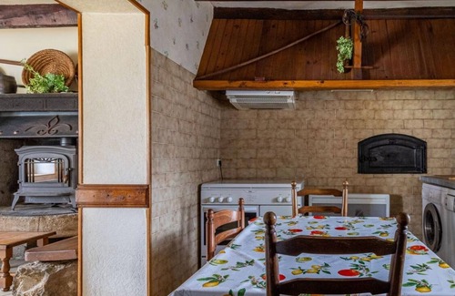 Charbonnieres-les-Vieilles House | Maison au Cœur de la Campagne en Pleine Nature