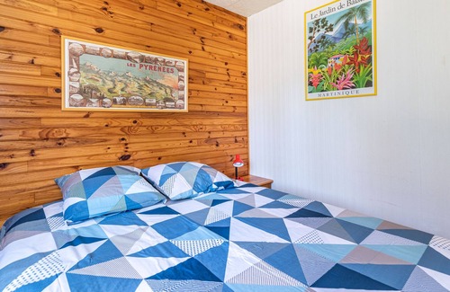 Sainte-Foy-d'Aigrefeuille House | Maison Gasparou - - Four Bedroom House, Sleeps 9