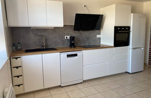 Savigna House | Maison de Campagne Rénovée Dans Village Calme et Agréable