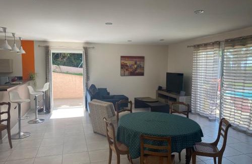 Revel House | MAISON 119m2