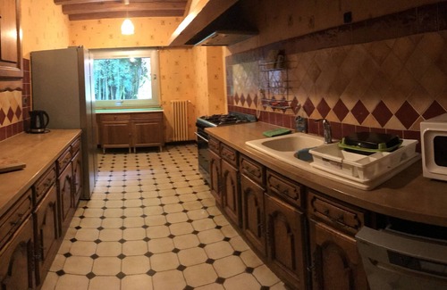 Mansigne House | Maison 15 Pers Spacieuse, Calme sur Grand Terrain et Tennis - Moulin de Crampaux