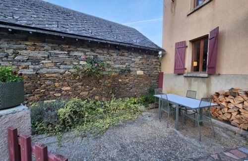 Gouaux-de-Luchon House | Maison 2 à 10 Pers. Dans Charmant Village de Montagne