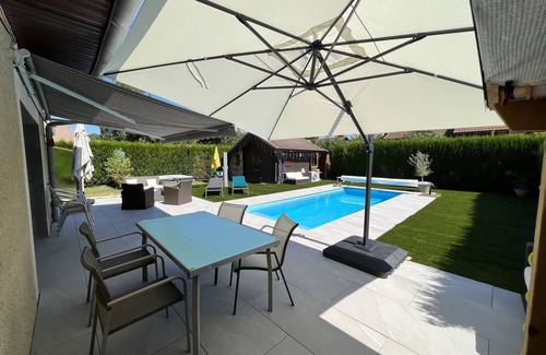 Metz-Tessy House | Maison Avec Piscine et Jaccuzzi au Calme à Deux pas D'annecy