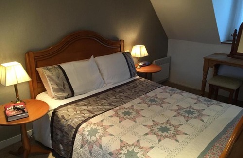 Tredias House | Maison Blanc