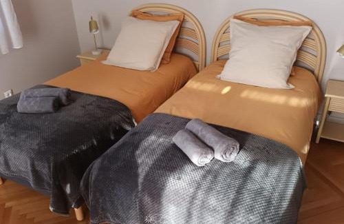 Annecy-le-Vieux House | Maison Charmante, à deux pas du Lac