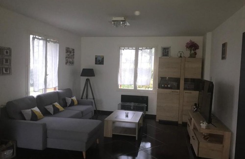 Cures House | Maison chez le particulier