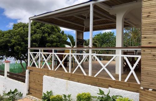 Saint-Paul House | Maison confortable à Saint Paul avec jardin clos