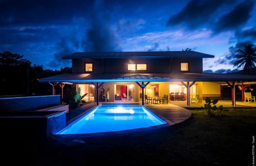 Sainte-Marie House | Maison d'Ô Baie de Saint-Jacques, sur une plage sauvage