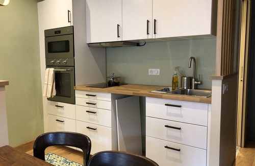 Cluny House | Maison d'Alice - self-catering cottage