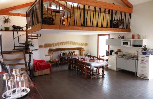 Bessenay House | Maison d'Hôtes des 2 Chênes