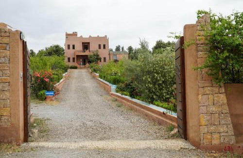 Ifoulo House | Maison d'hôtes Tinwitchi