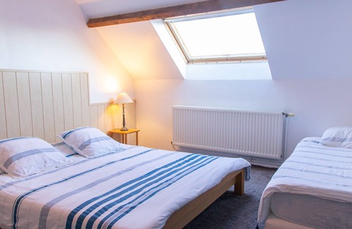 Caffiers Bed & Breakfast | Maison D'hôte La Ferme Du Grand Air - Family Room with Private Bathroom