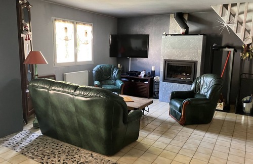 Cudos Other | Maison Dans Airial au Milieu de la Forêt Avec Piscine 10x5 m