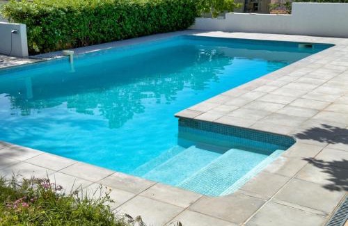 Les Chutes Lavie House | Maison de Charme Classée 3 étoiles - Calme, Jardin, Salle de Sport, Piscine