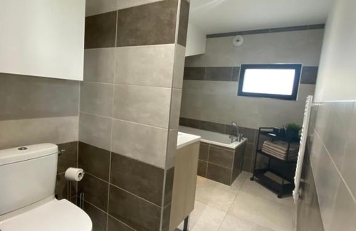 Montelimar House | Maison de charme en campagne