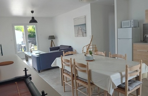 Dolus-d'Oleron House | Maison de Vacances Neuve Toute Équipée 900m de la Plage de Vertbois ile D'oléron