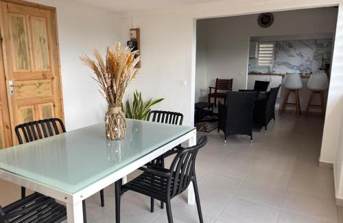 Rifflet House | Maison de vacances à Deshaies 971