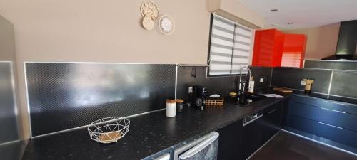 Ghisonaccia House | Maison de vacances avec piscine proche mer et montagne