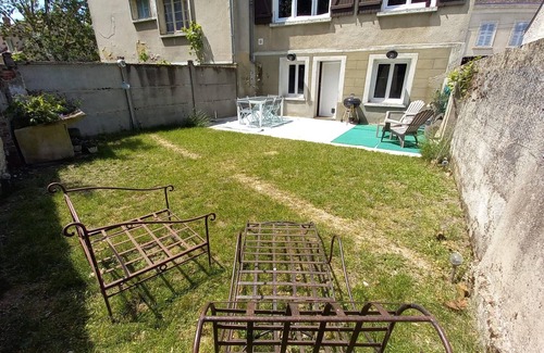 Nogent-le-Rotrou House | Maison de Ville Dans Quartier Historique de Nogent le Rotrou